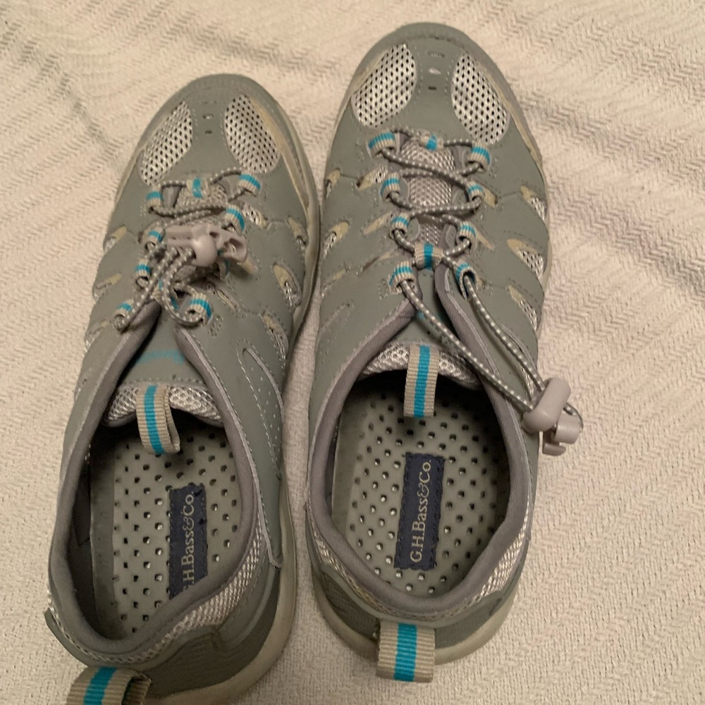 Bass water shoes